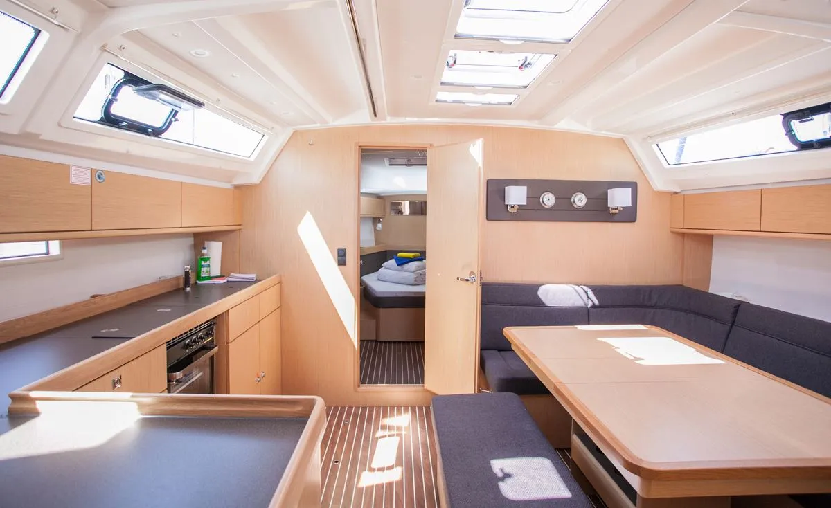 Bavaria Cruiser 46 'njoy — fotografia jachty 2