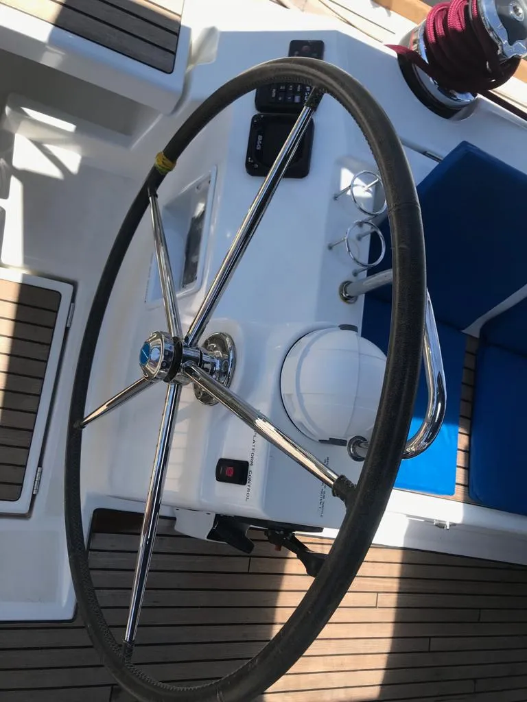 Oceanis 45 Alboran Gin Fizz (Radazul) — foto dello yacht n. 17