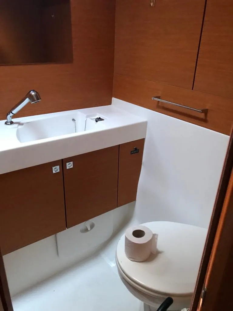 Sun Odyssey 519 Alboran Cognac (Radazul) — foto dello yacht n. 13
