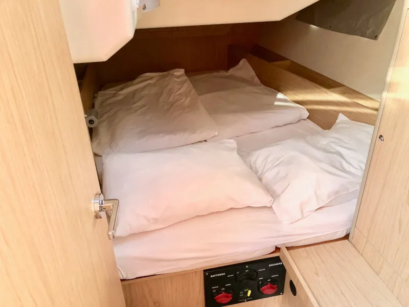 Oceanis 41.1 Honey — foto dello yacht n. 8