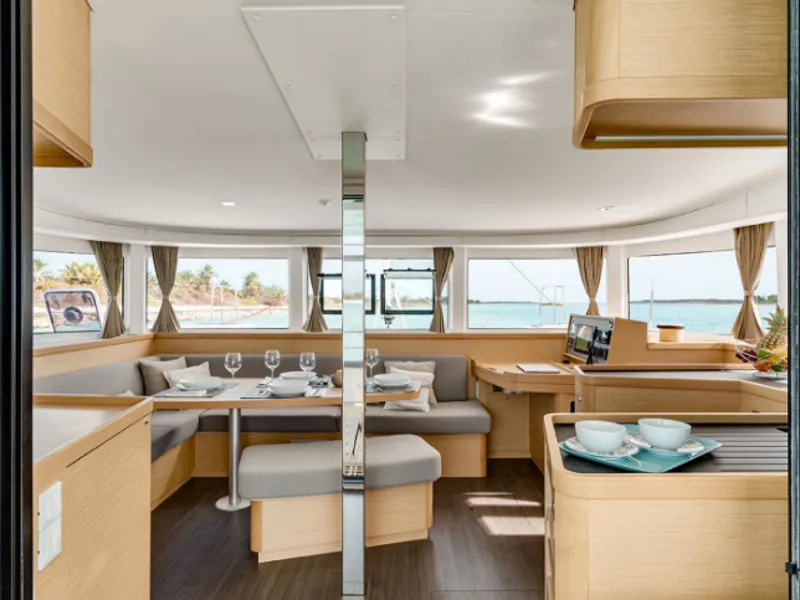 Lagoon 42 No Name: Master Cabin #2 (Cabin Charter 2 pax) FULLY CREWED, ALL EXPENSES — jahifoto 2