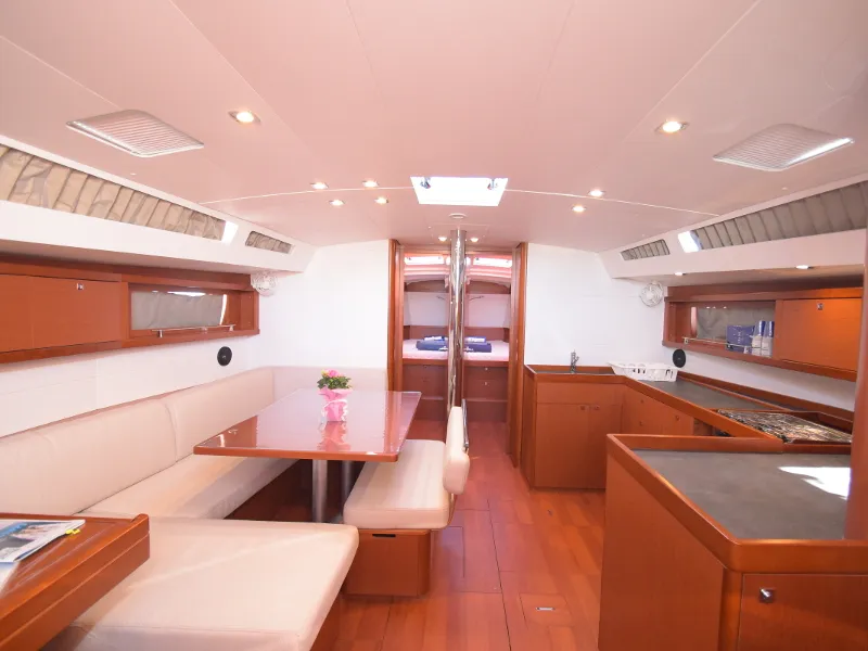 Oceanis 48 Allegra — yacht photo 2