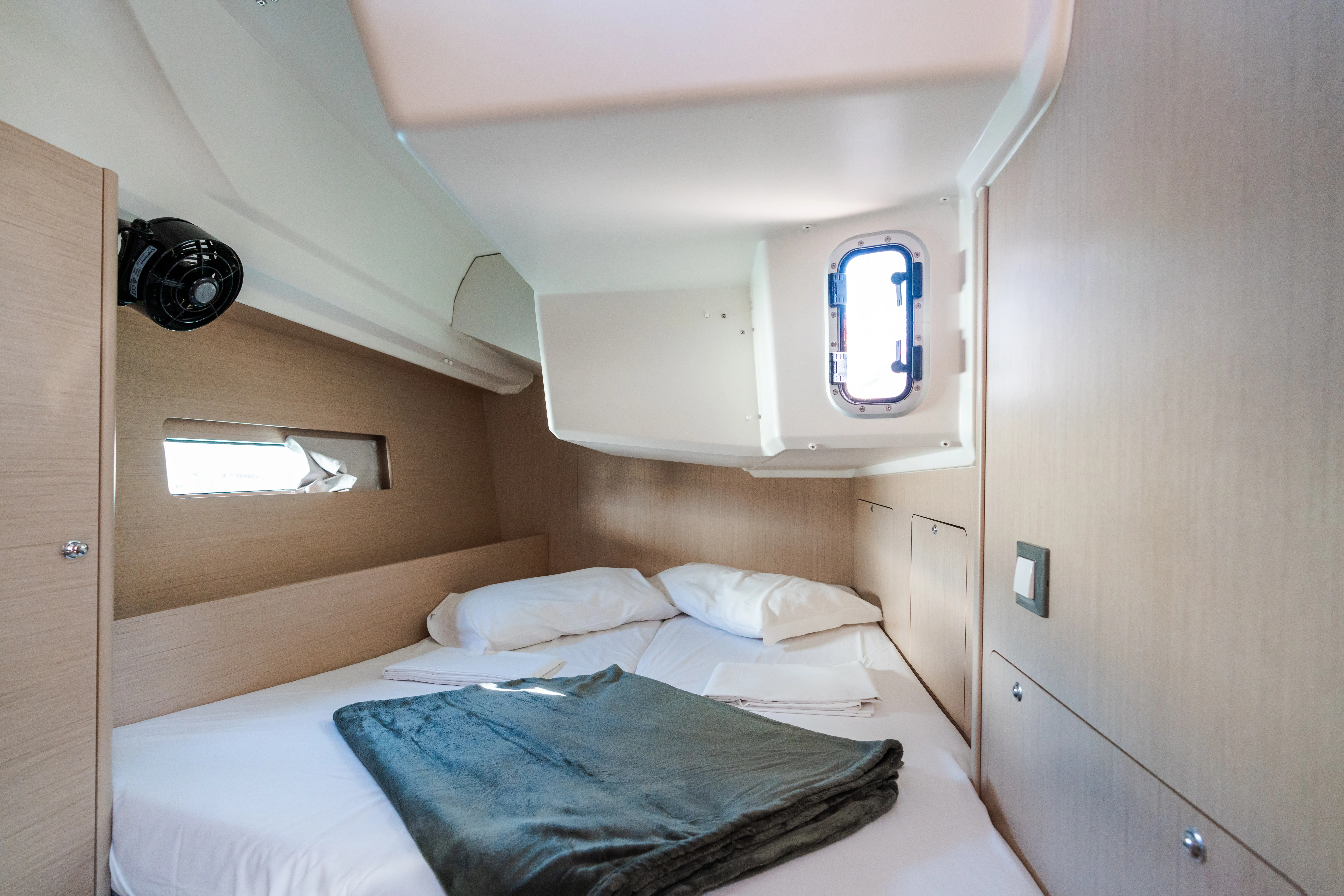 Oceanis 40.1 Tecla - Comfort line — jahifoto 2