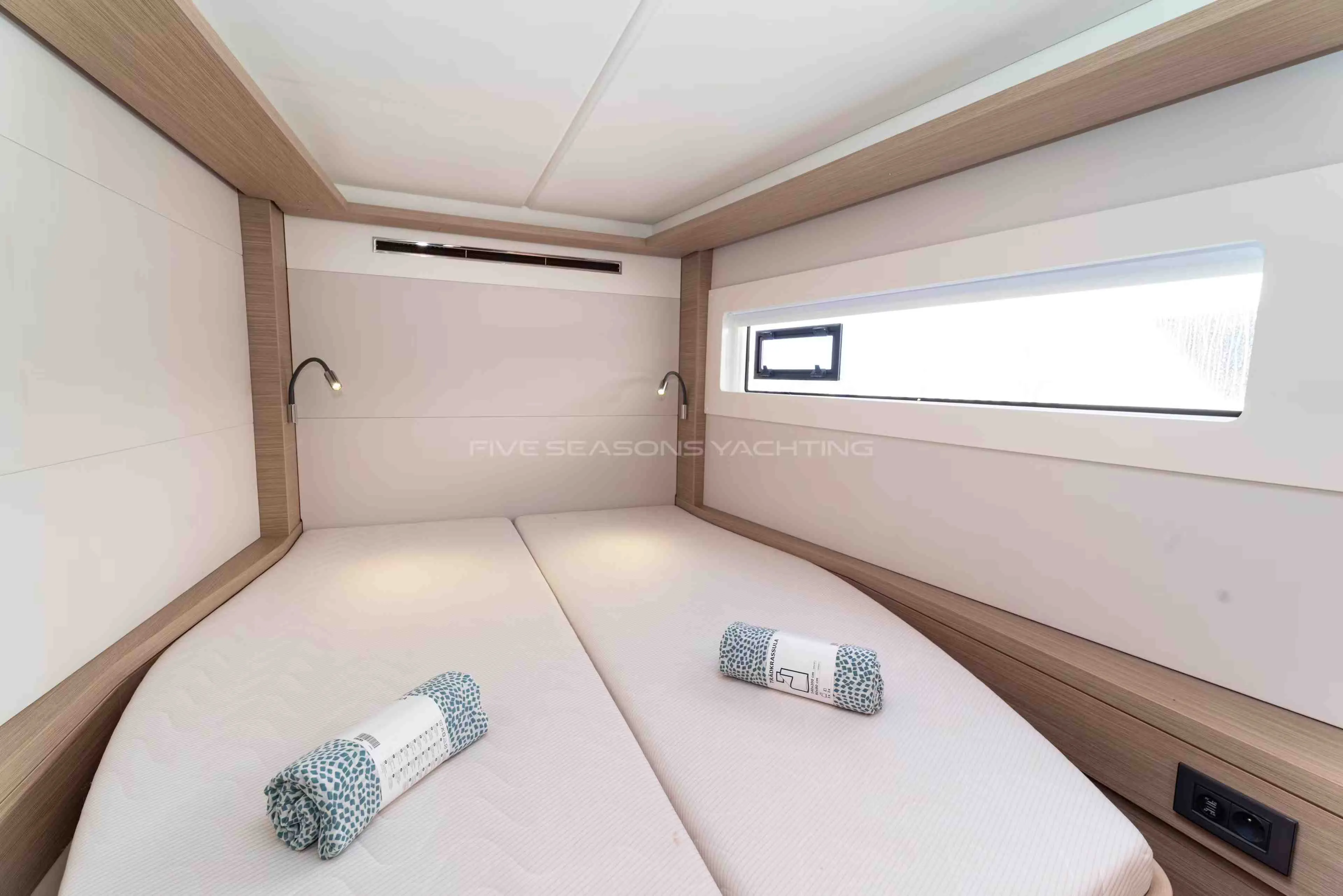 Lagoon 46 Spezielli — yacht photo 2