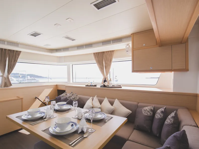 Lagoon 52F Blue Moon — foto dello yacht n. 5