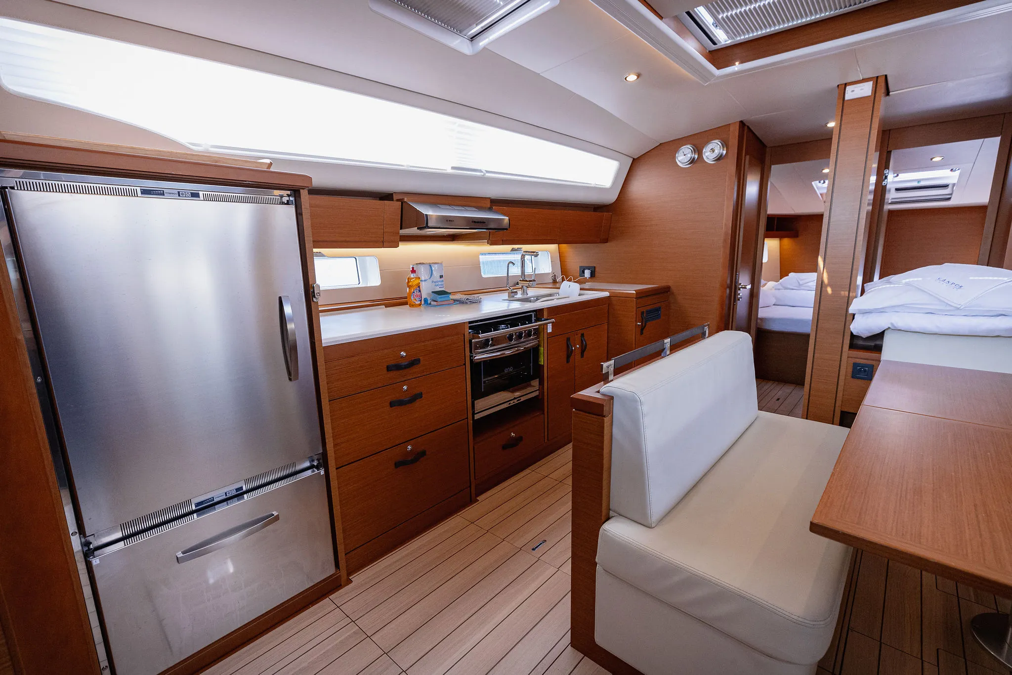 Jeanneau 54 Il Gatto — yacht photo 33