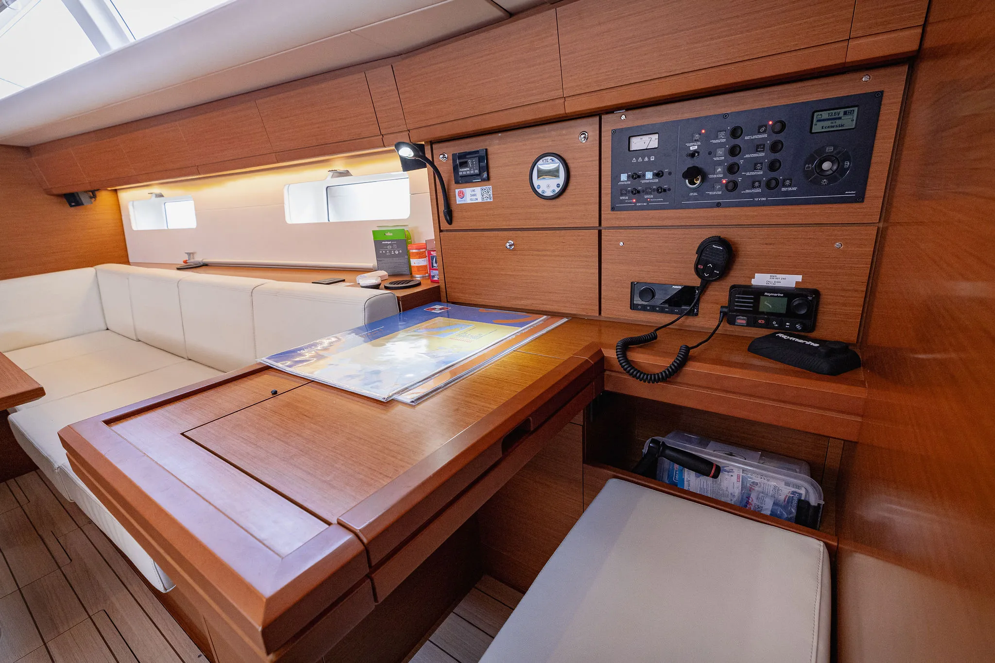 Jeanneau 54 Il Gatto — yacht photo 35