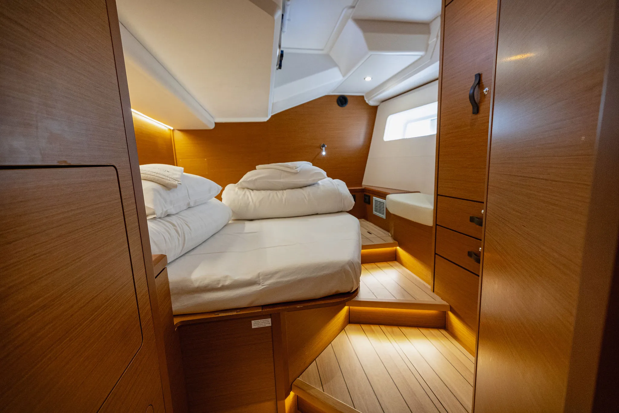 Jeanneau 54 Il Gatto — yacht photo 22