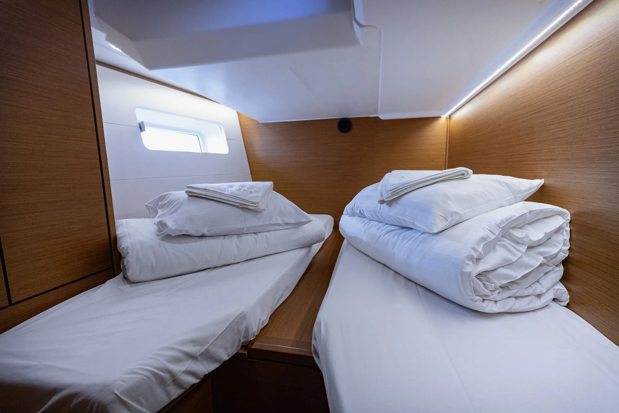 Jeanneau 54 Il Gatto — yacht photo 32