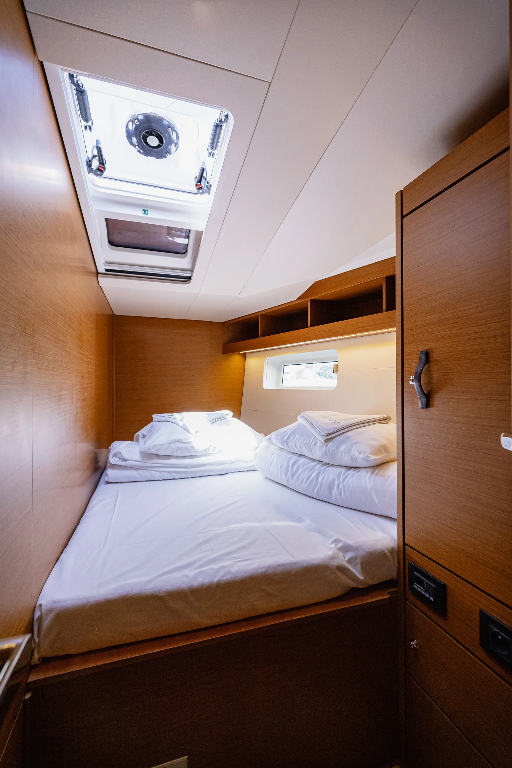 Jeanneau 54 Il Gatto — yacht photo 5