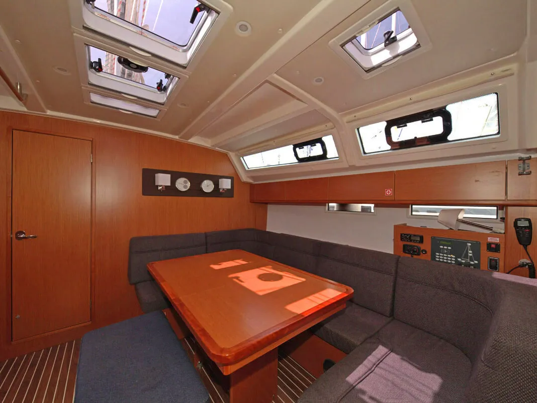 Bavaria Cruiser 46 Tequila — фотография яхты 9