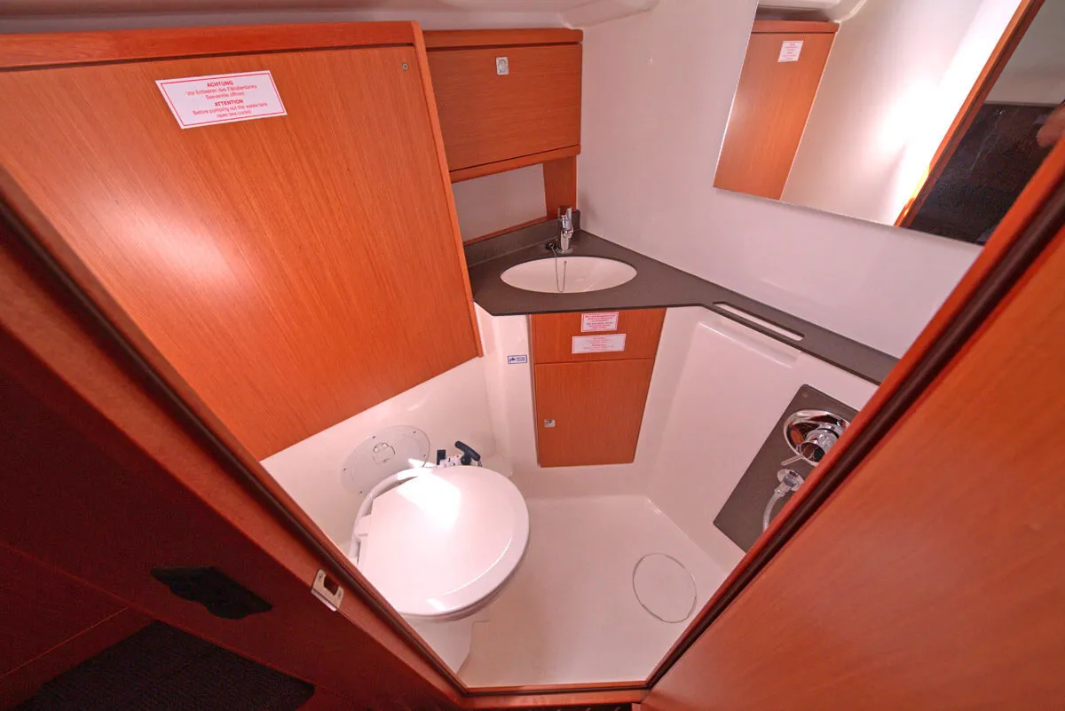 Bavaria Cruiser 46 Tequila — фотография яхты 4