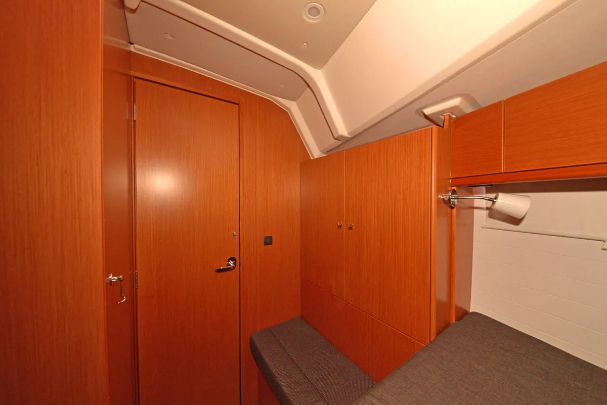 Bavaria Cruiser 46 Tequila — фотография яхты 6