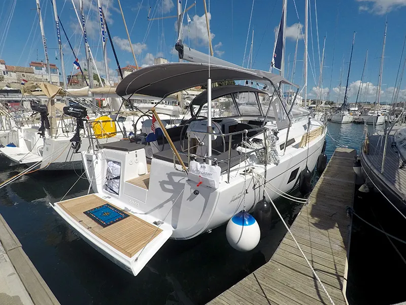 Hanse Yachts Hanse 458 Podatok Too — фотография яхты 1