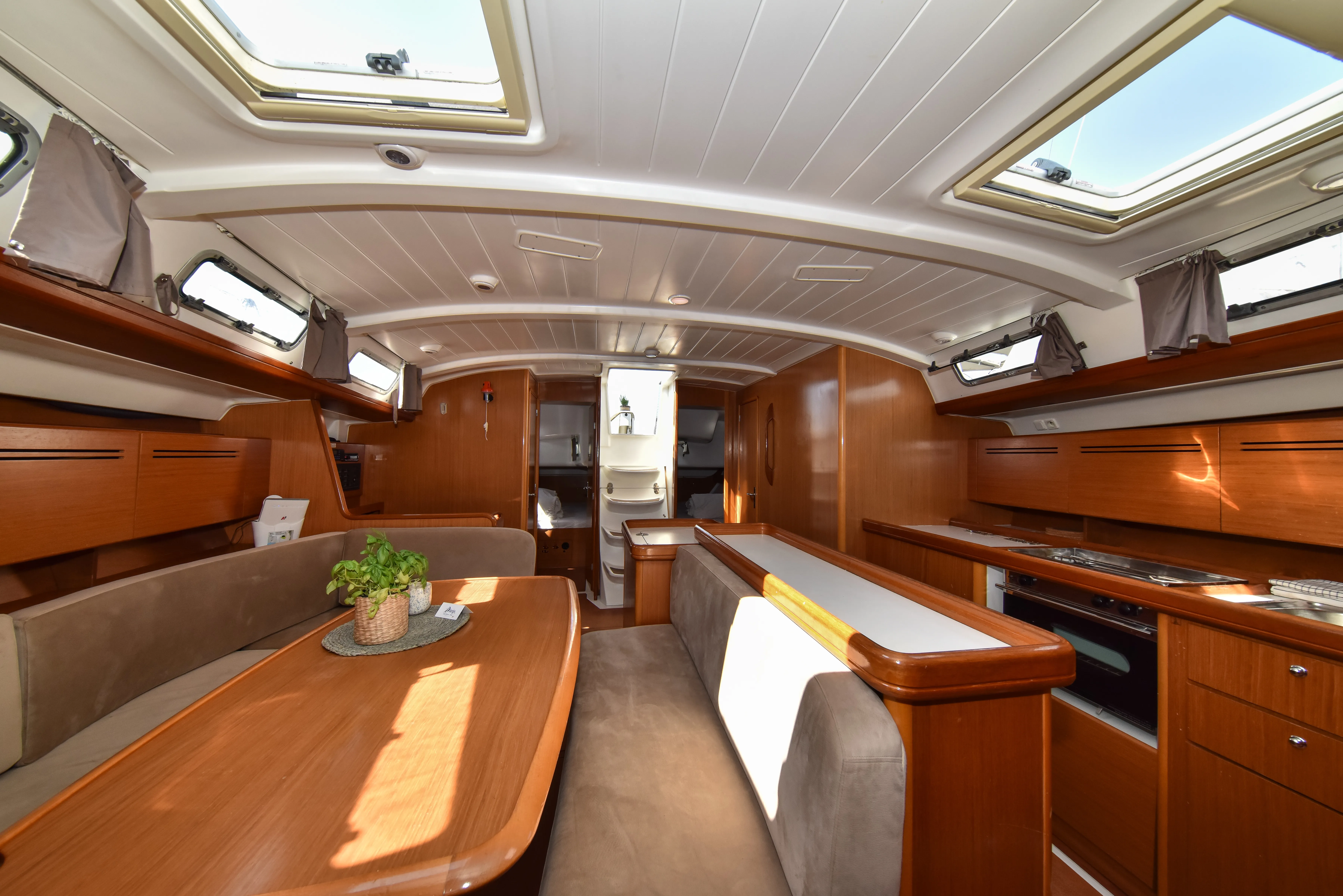 Cyclades 50.5 Principessa — yacht photo 2