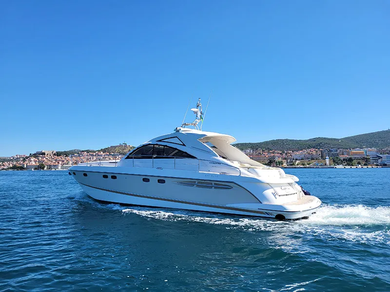 Fairlane Targa 52 GT KATRIN — yacht photo 14