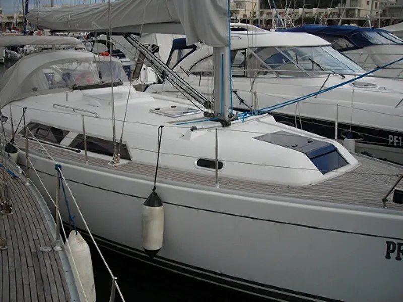 Hanse 370 Sventola — yacht photo 3
