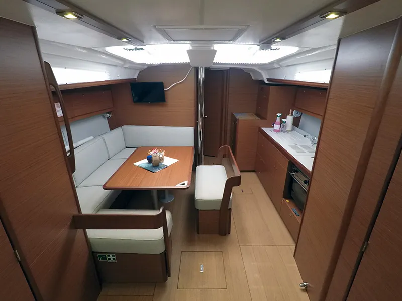Dufour 430 Magdalena — yacht photo 24