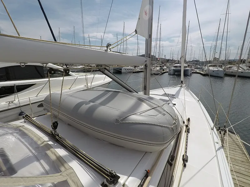 Dufour 430 Magdalena — yacht photo 2