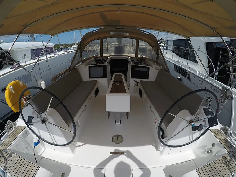 Dufour 430 Magdalena — yacht photo 25