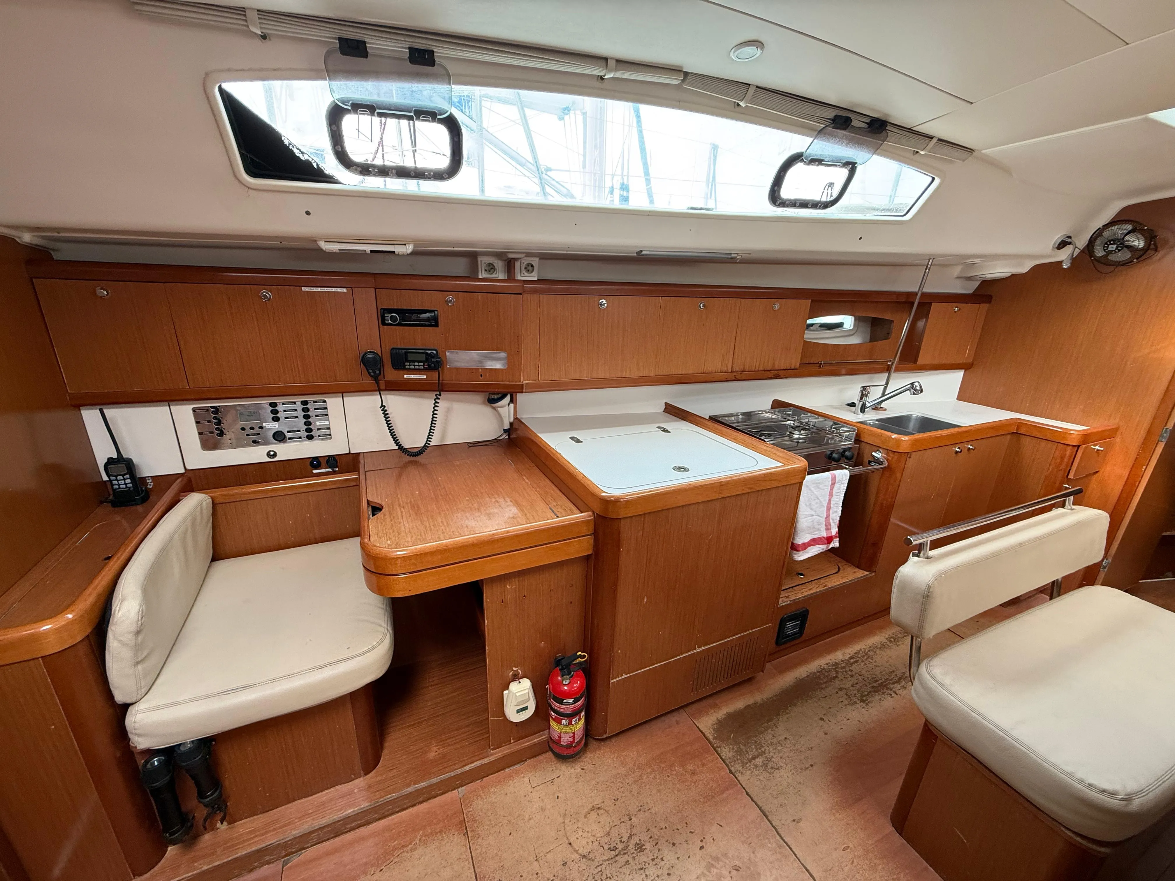 Oceanis 43 Alboran XXX Cubalibre (Majorca) — jahtikuva 2