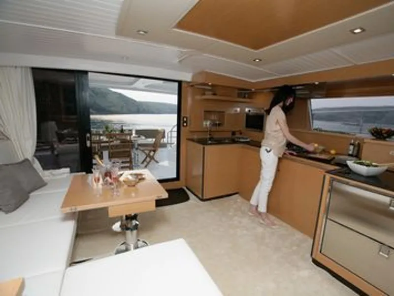 Cumberland 47LC Farquhar — foto dello yacht n. 3