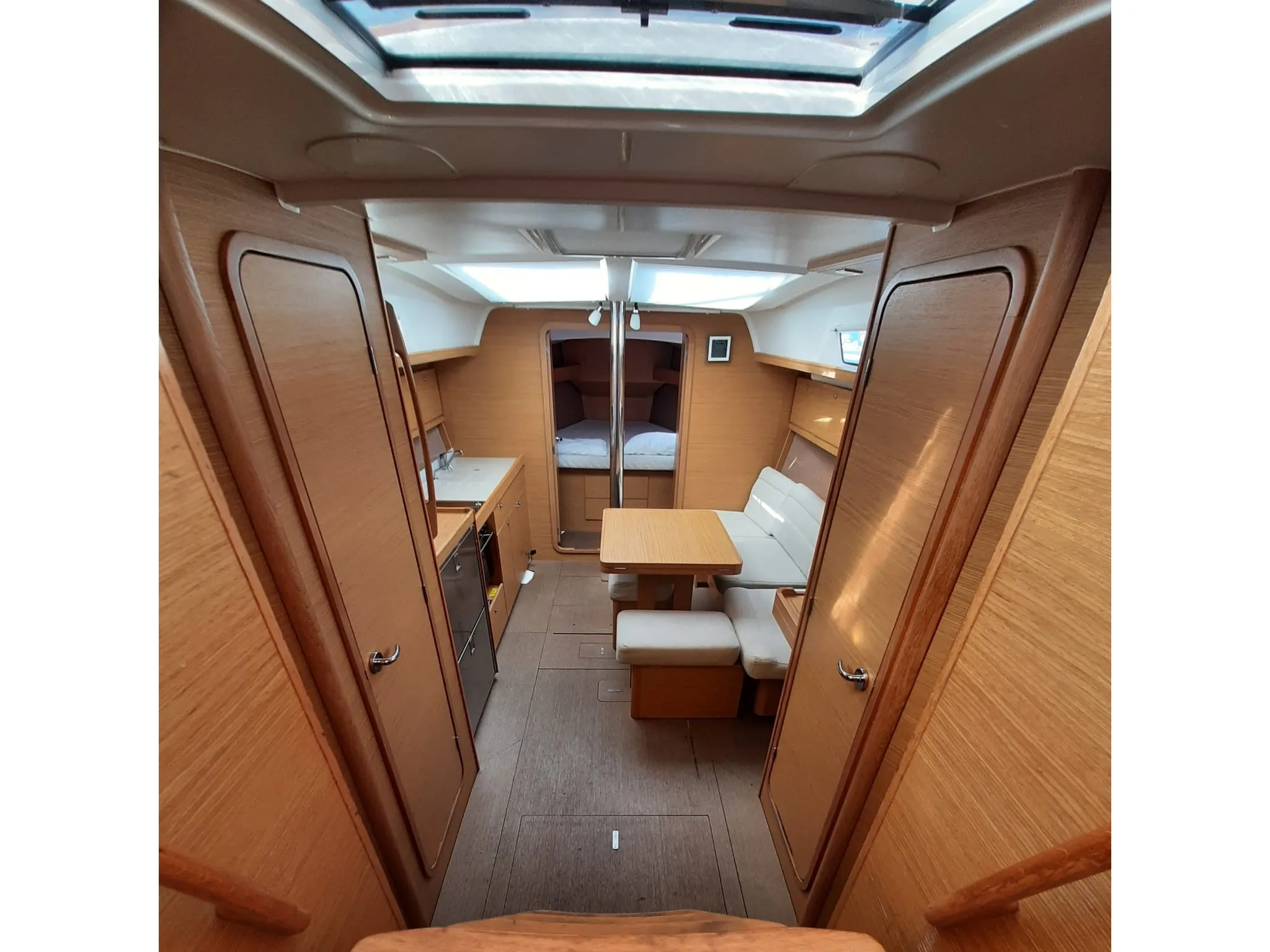 Dufour 382 Grand Large Notus — фотография яхты 11