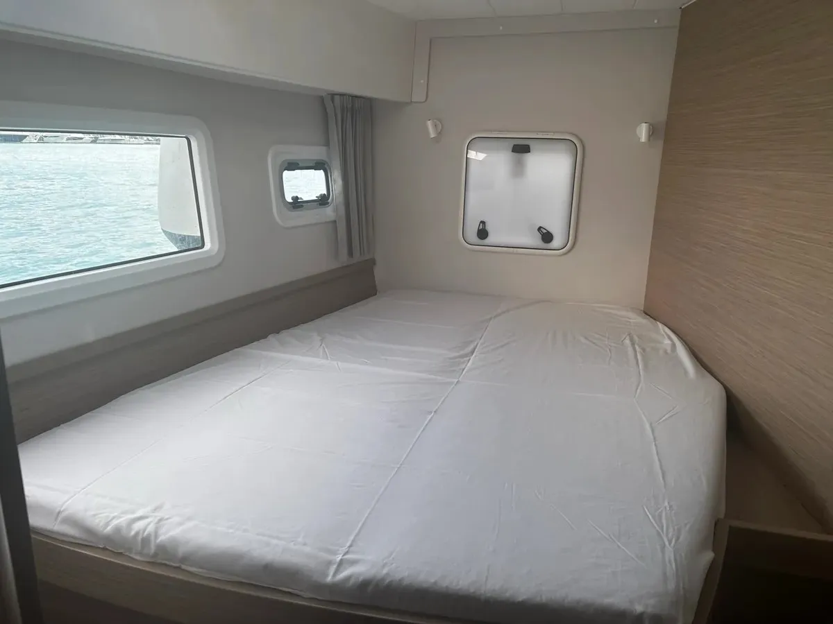 Lagoon 42 Marebella (Pax 12) — фотография яхты 19