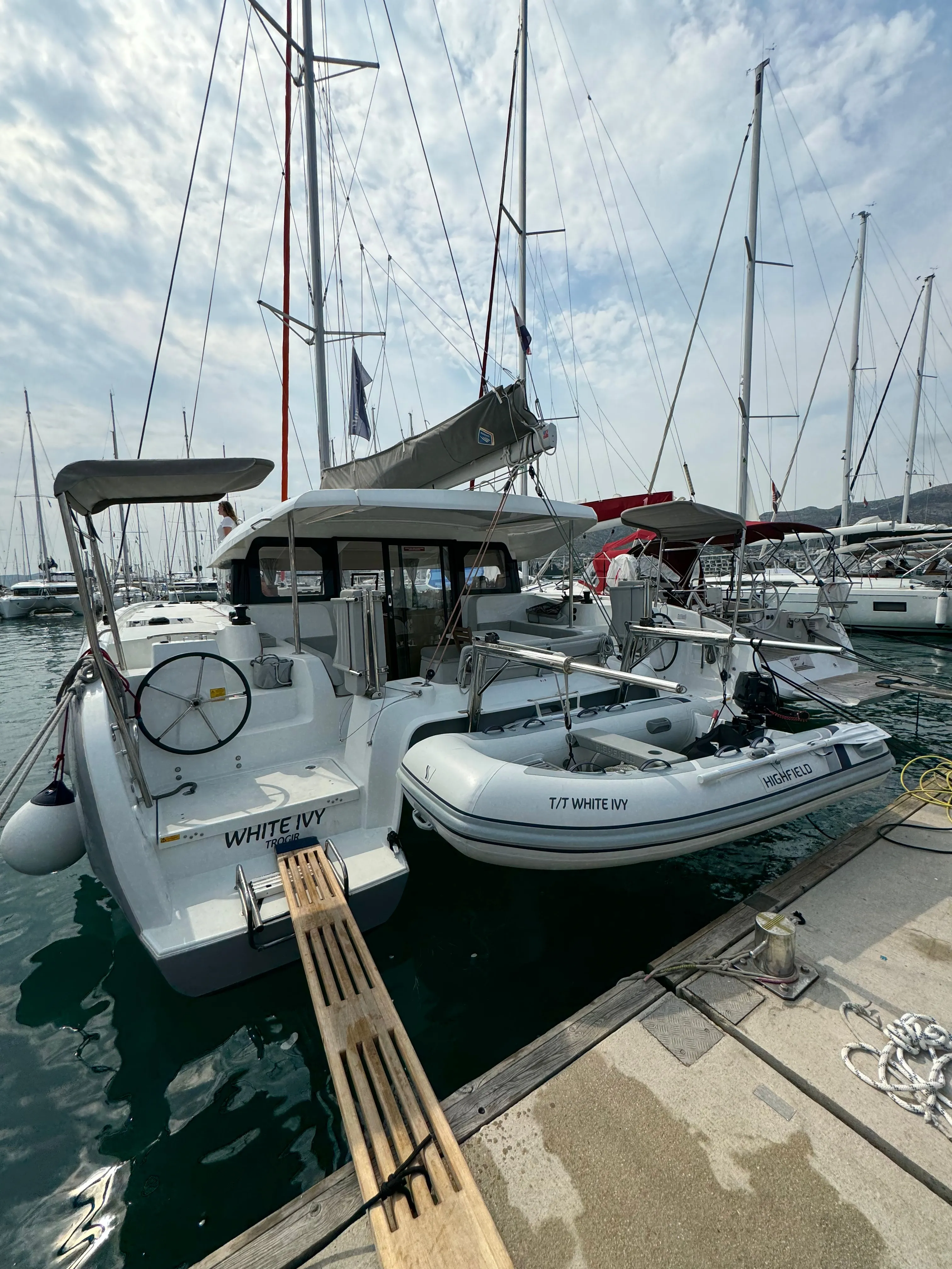 Excess 11 WHITE IVY — foto dello yacht n. 2