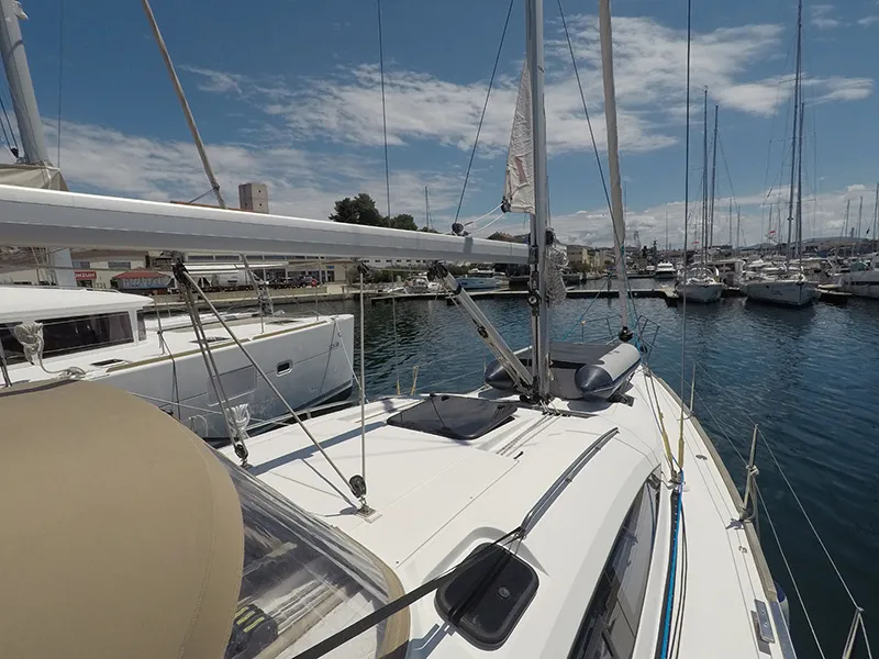 Elan Impression 40 Silente — yacht photo 10