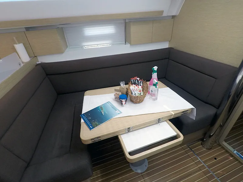 Elan Impression 40 Silente — yacht photo 15