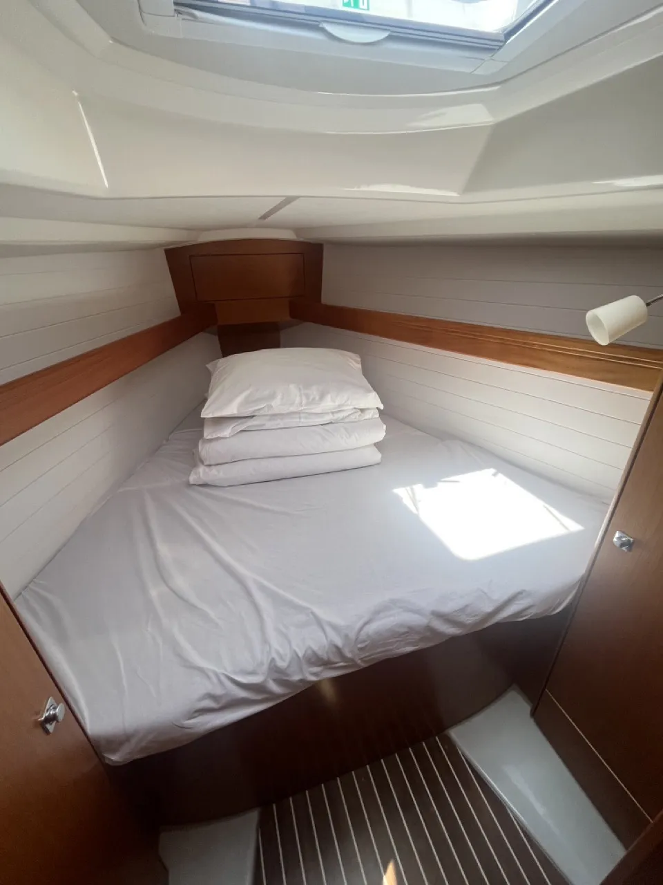 Bavaria Cruiser 34 TIKA — фотография яхты 12