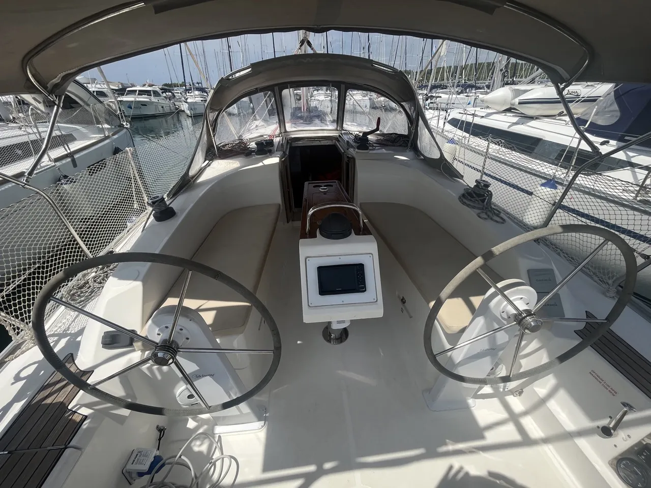 Bavaria Cruiser 34 TIKA — фотография яхты 10