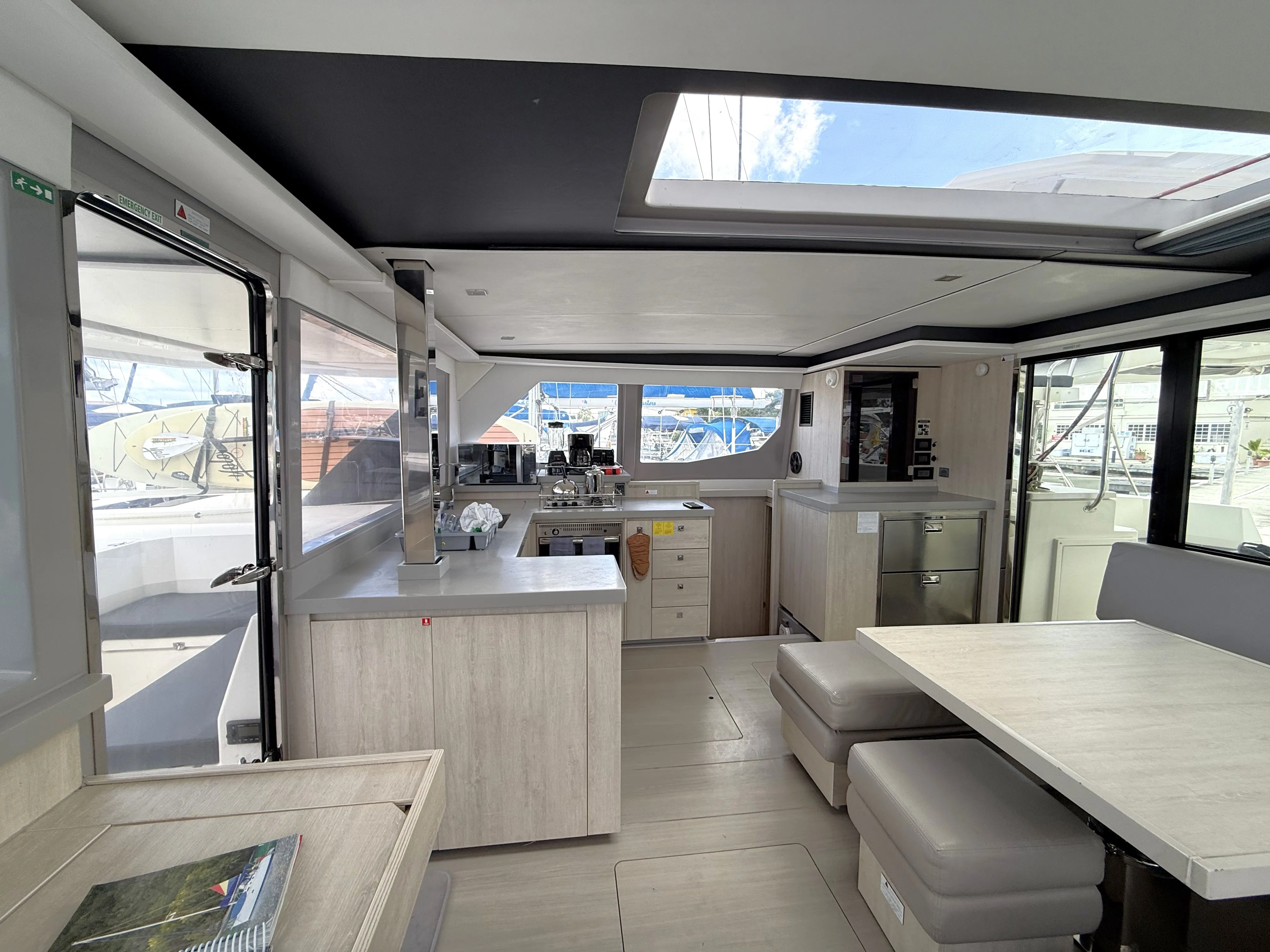 Leopard 45 Tropical Squeeze — foto dello yacht n. 3
