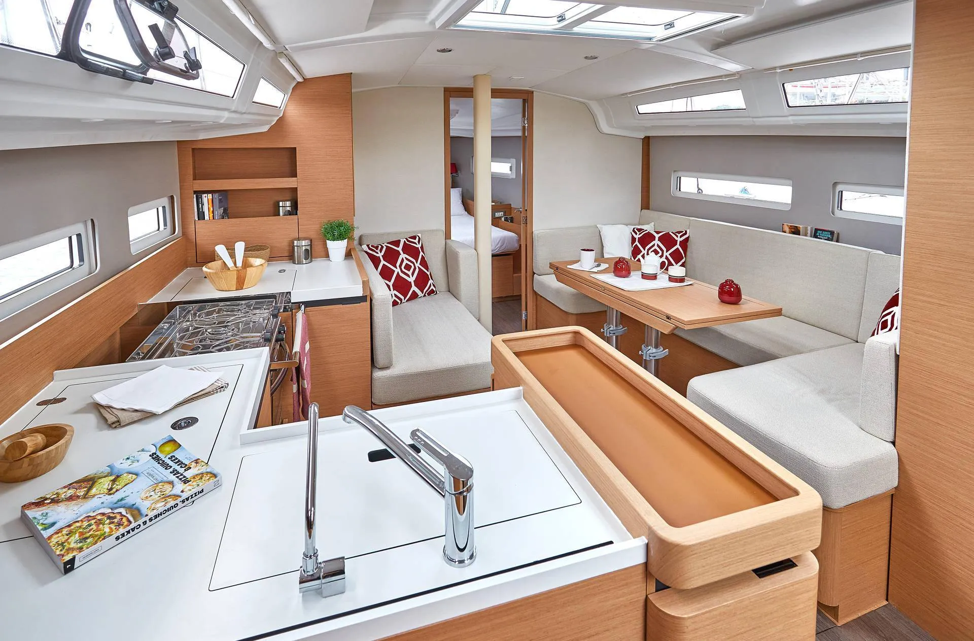 Sun Odyssey 410 Maminti — фотография яхты 3