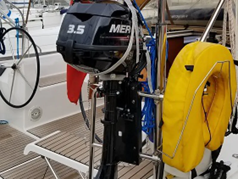 Dufour 350 Grand Large Friday — foto dello yacht n. 7