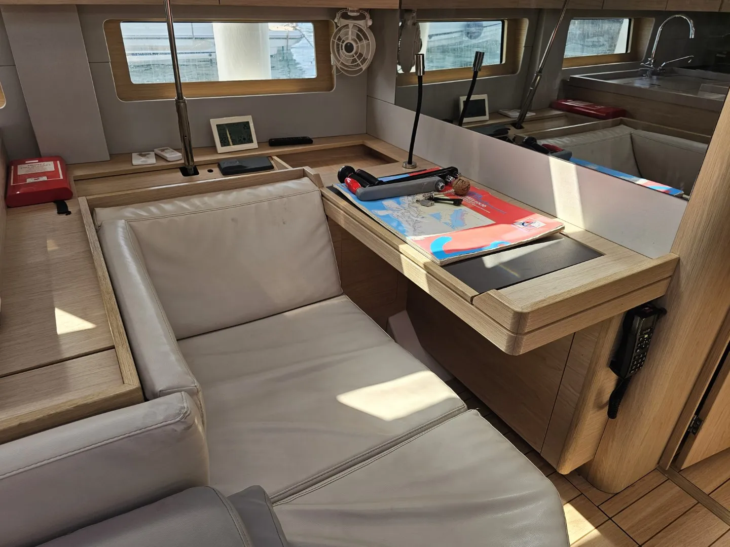 Oceanis 51.1 Jovial — foto dello yacht n. 11