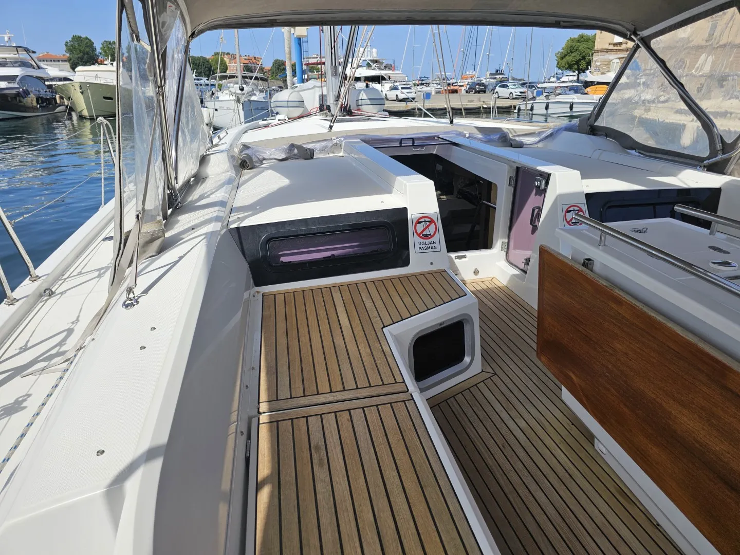 Oceanis 51.1 Jovial — foto dello yacht n. 10
