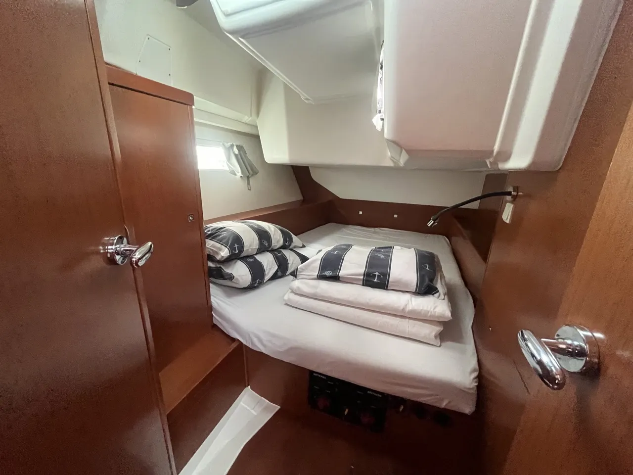 Oceanis 45 VESNA — foto dello yacht n. 2