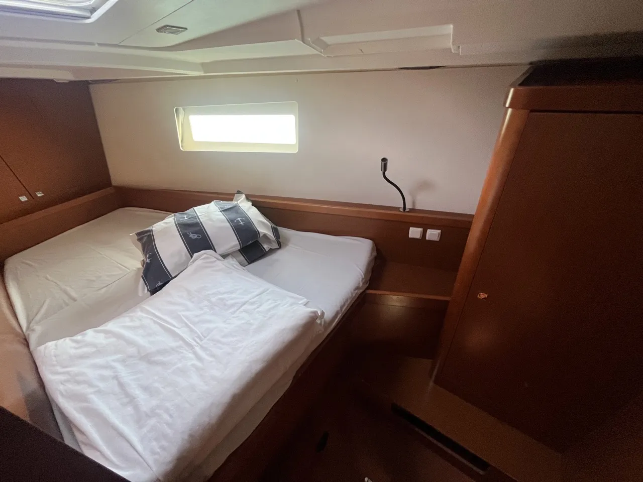 Oceanis 45 VESNA — foto dello yacht n. 17