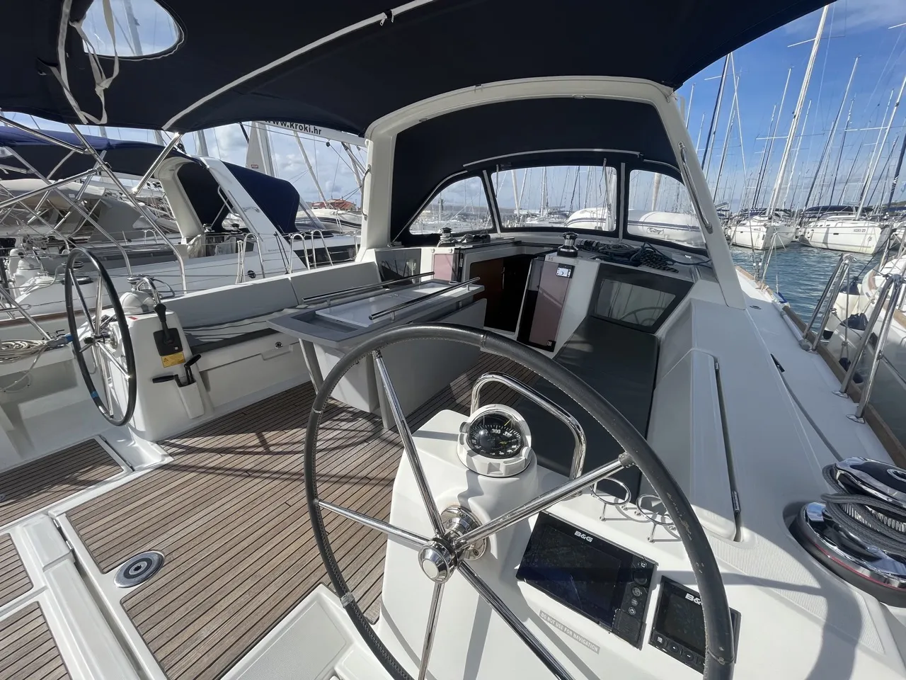 Oceanis 45 VESNA — foto dello yacht n. 6