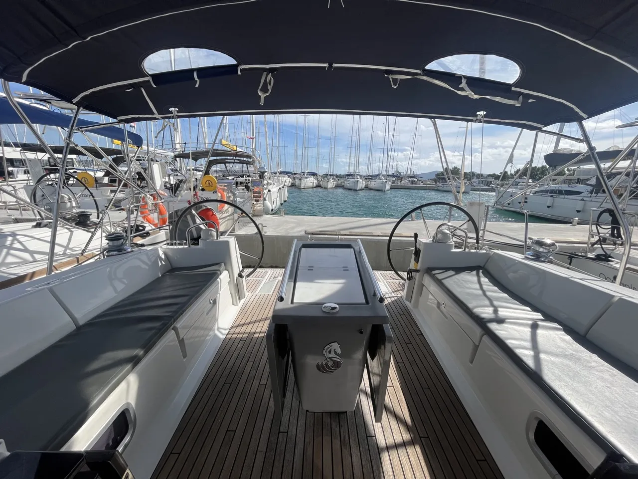 Oceanis 45 VESNA — foto dello yacht n. 10