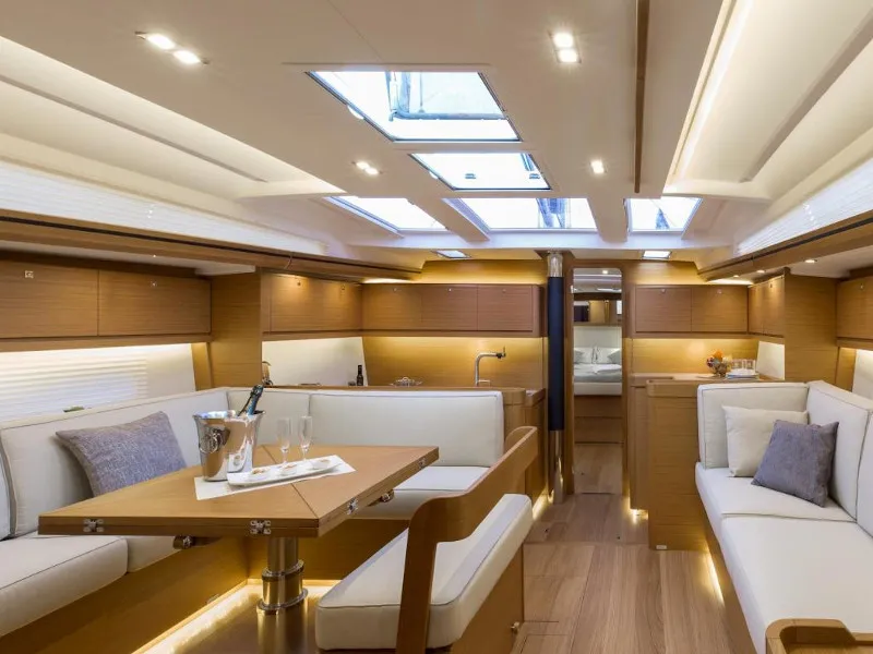 Dufour 520 Grand Large Warriors Tale — foto dello yacht n. 2