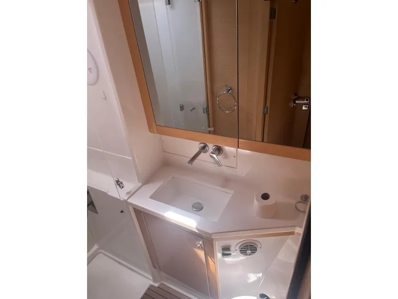 Lagoon 450 Fly CARIAMA (air condition, generator, water maker, flybridge) — foto dello yacht n. 10