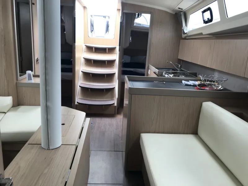 Oceanis 41.1 Perseus — фотография яхты 6
