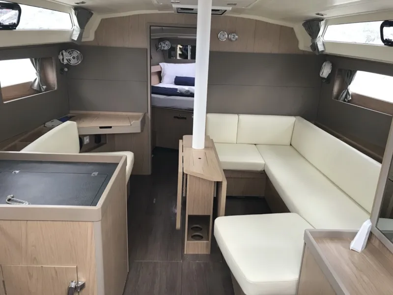 Oceanis 41.1 Perseus — фотография яхты 10