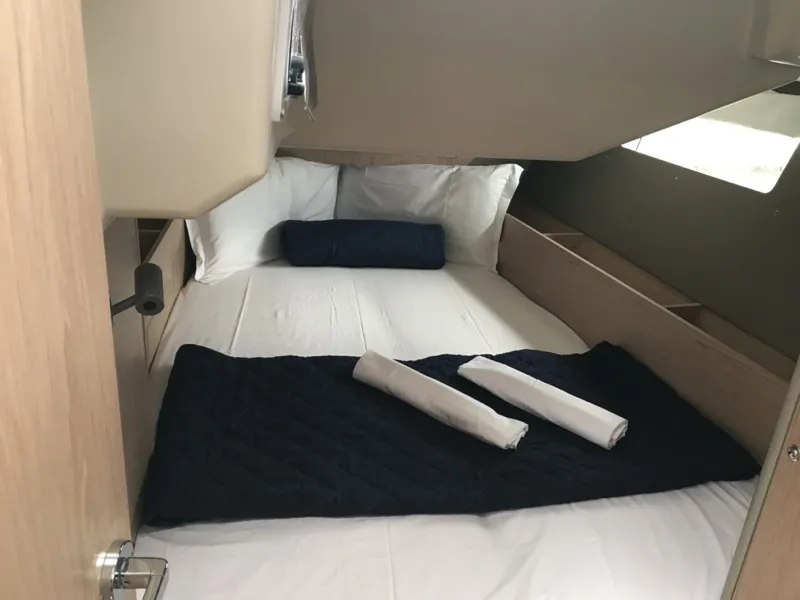 Oceanis 41.1 Perseus — фотография яхты 14