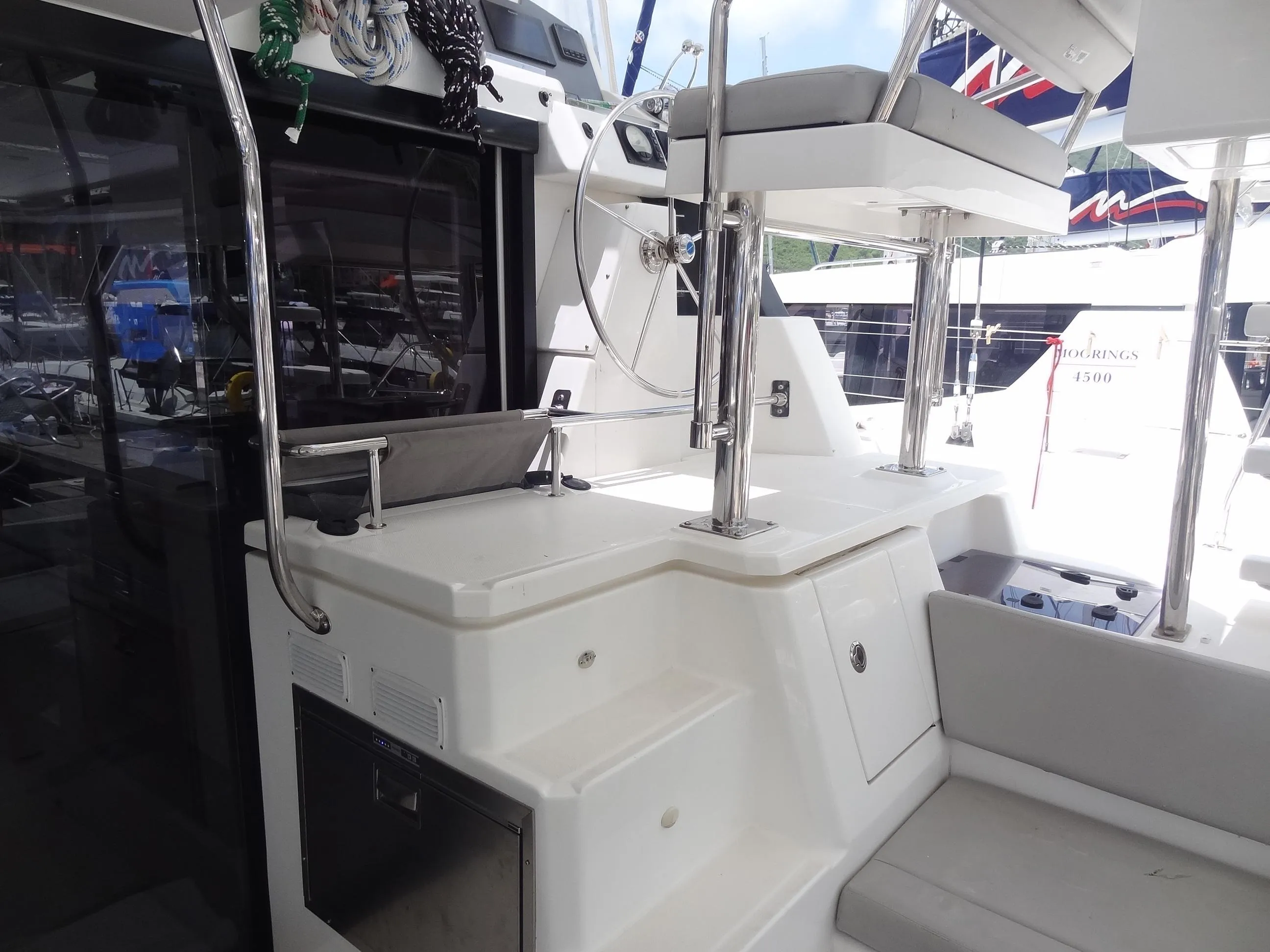 Moorings 5000 Good Vibrations — fotografia jachty 22