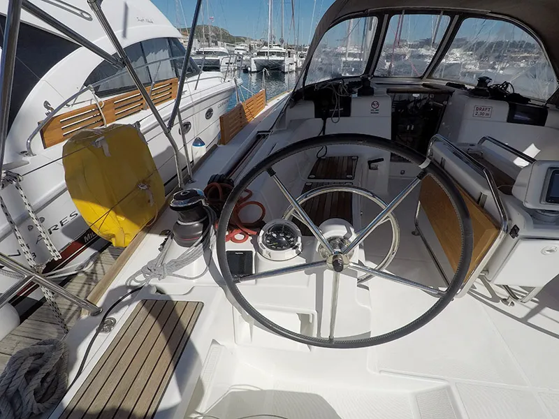 Sun Odyssey 449 Elissa — фотография яхты 22