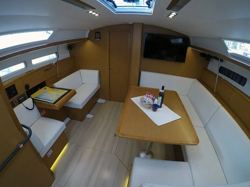 Sun Odyssey 449 Elissa — фотография яхты 2